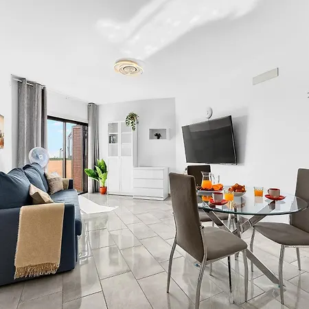 Atlantic Penthouse Retreat Apartman *