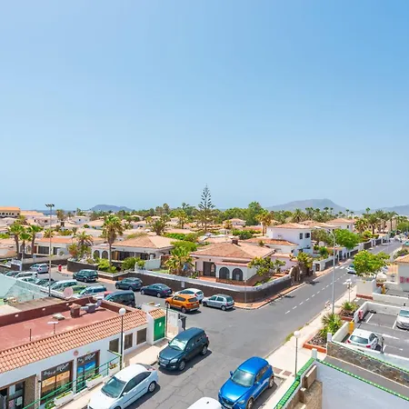 Atlantic Penthouse Retreat شقة طوستا ديل سيلونثيو